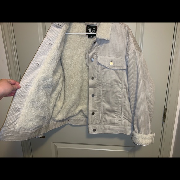 Urban outfitters corduroy jacket - Picture 3 of 6
